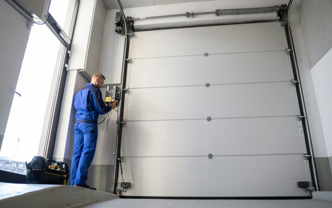 Key Differences Between Residential and Commercial Garage Door Repair