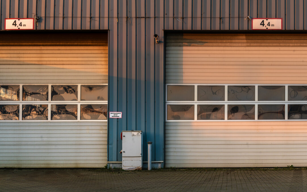 Emergency Commercial Garage Door Repairs: What to Do When Your Door Fails